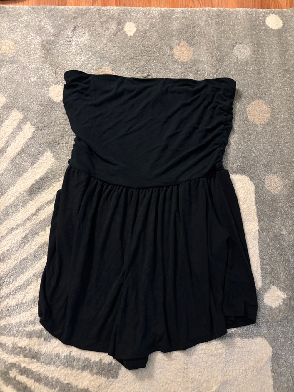 Women’s Strapless Black Tube romper